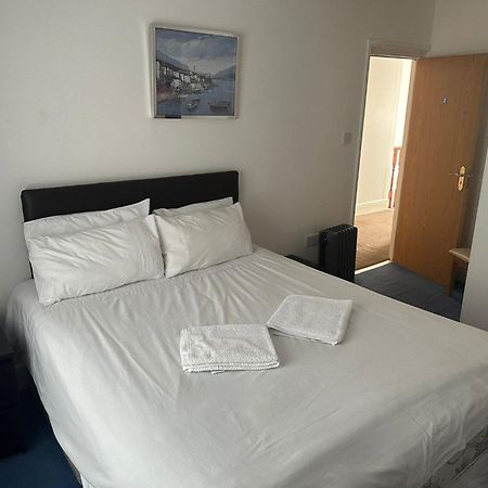 3 Luxury En-Suite Bedrooms Cardiff Bagian luar foto