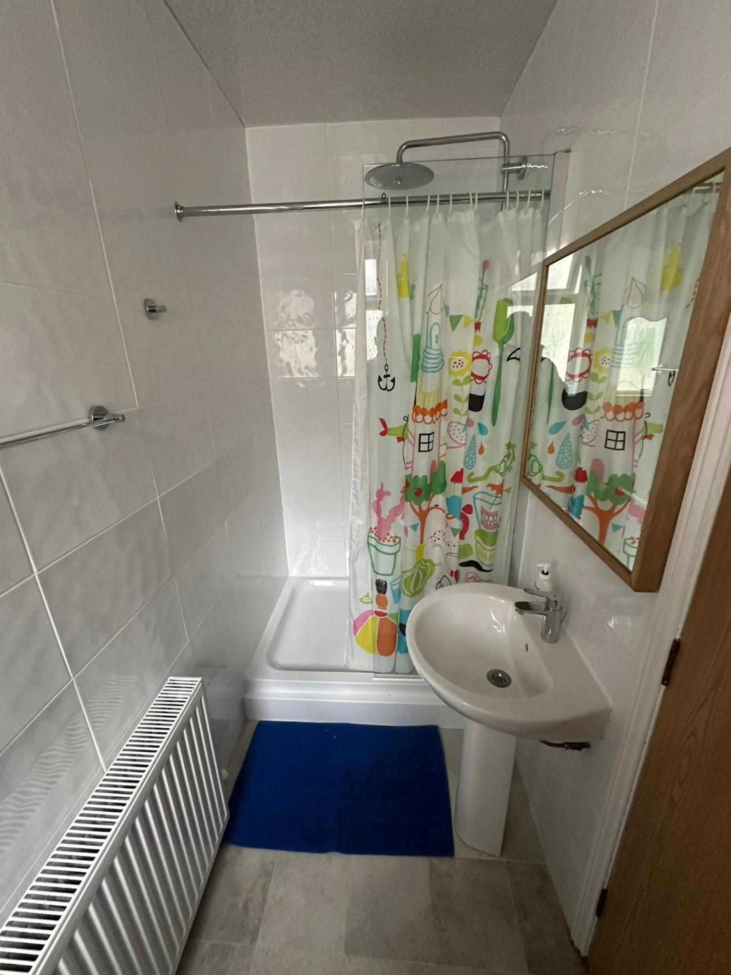 3 Luxury En-Suite Bedrooms Cardiff Bagian luar foto