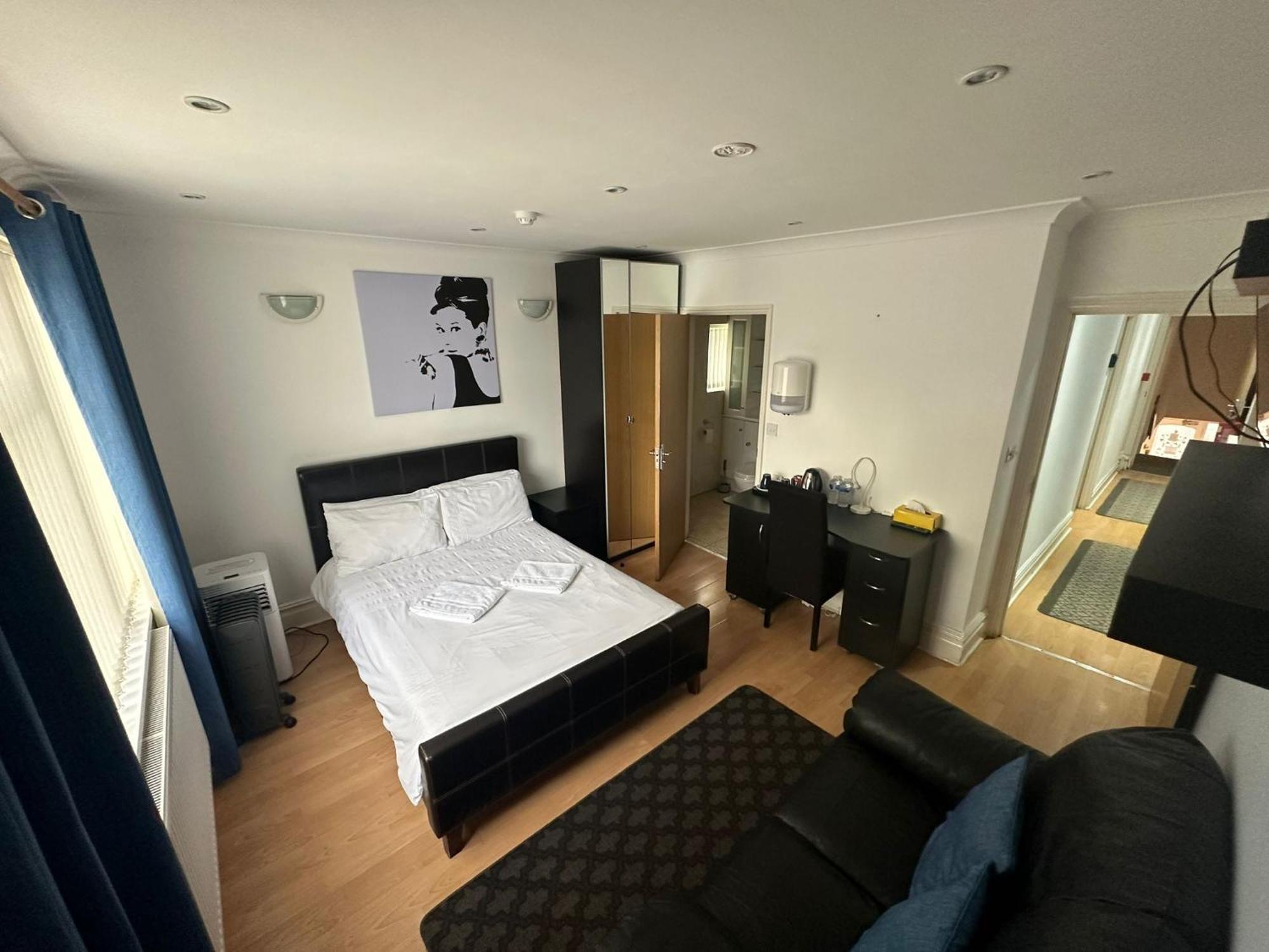 3 Luxury En-Suite Bedrooms Cardiff Bagian luar foto